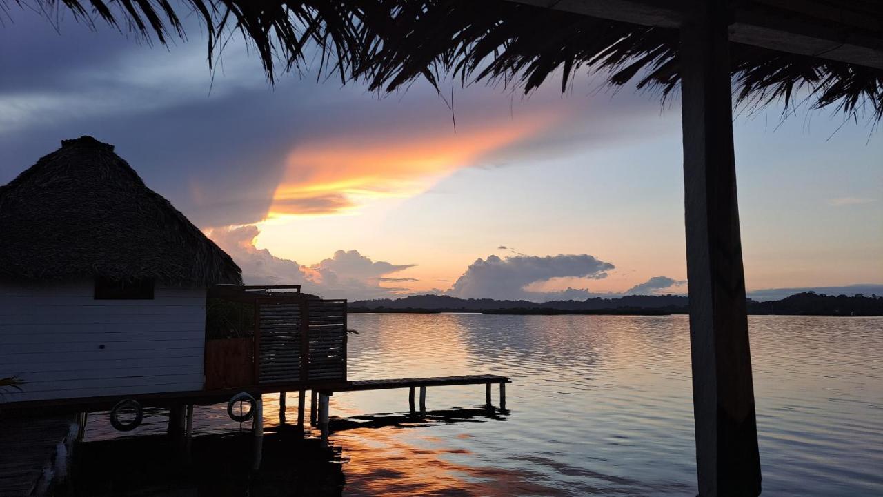 El Clandestino Villa Bocas Town Ngoại thất bức ảnh